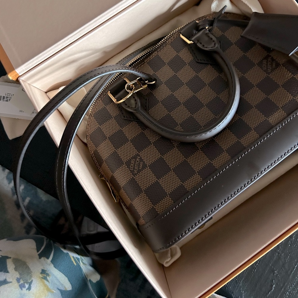 Louis Vuitton Damier Alma BB